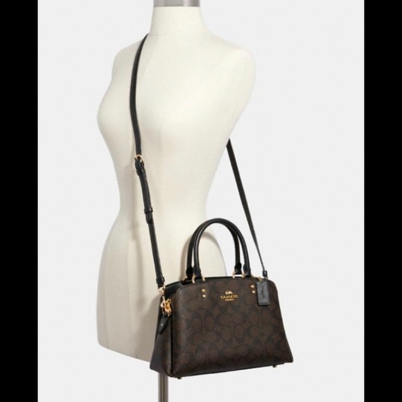 Coach mini carry all brand new - Picture 6 of 7